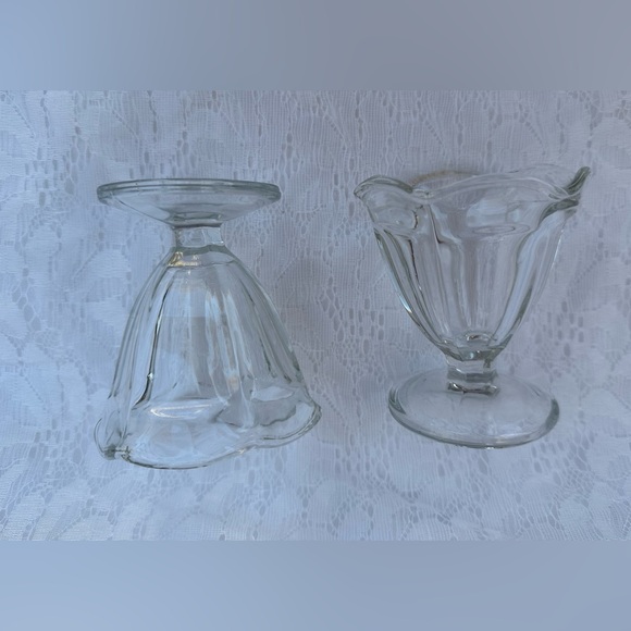 Two Ice Cream Sundae Dishes by Anchor Hocking - Picture 8 of 10